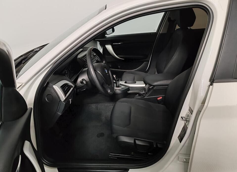 BMW 1 серии, II (F20/F21) 116i 1.6 AT (136 л.с.)