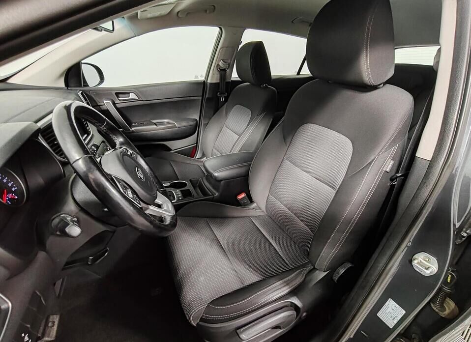 Kia Sportage, IV Рестайлинг 2.0 AT (150 л.с.) 4WD