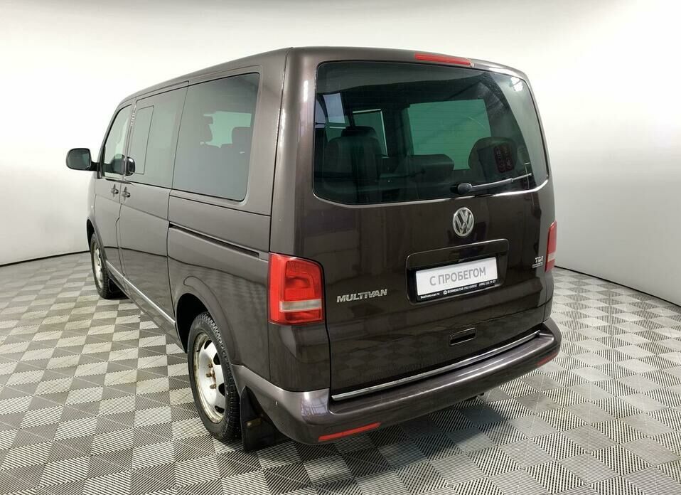 Volkswagen Multivan 2.0d AMT (180 л.с.) 4WD