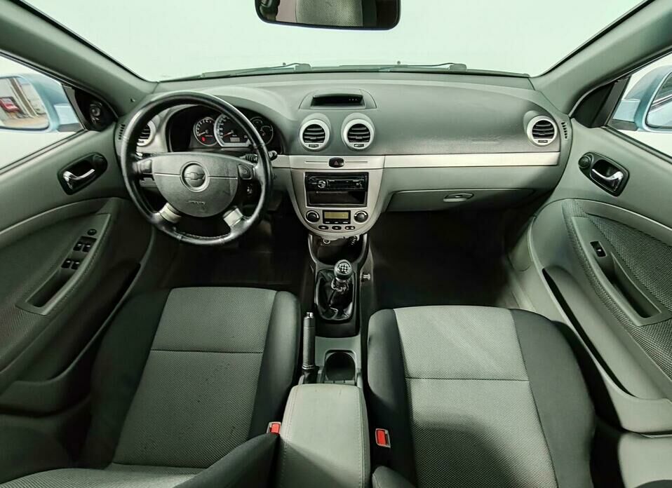 Chevrolet Lacetti 1.6 MT (109 л.с.)