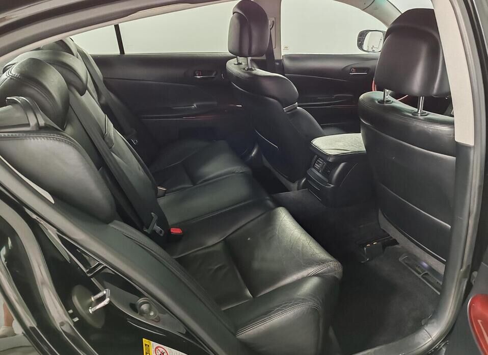 Lexus GS, III Рестайлинг 300 3.0 AT (249 л.с.)