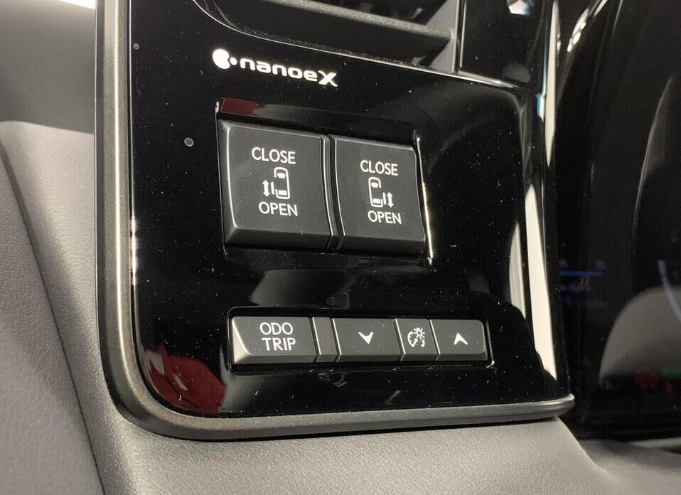 Lexus LM, II 350h 2.5hyb CVT (190 л.с.) 4WD