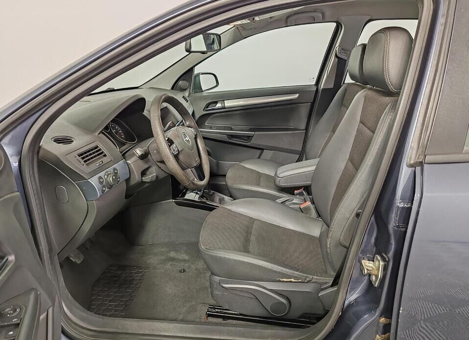 Opel Astra 1.8 MT (140 л.с.)