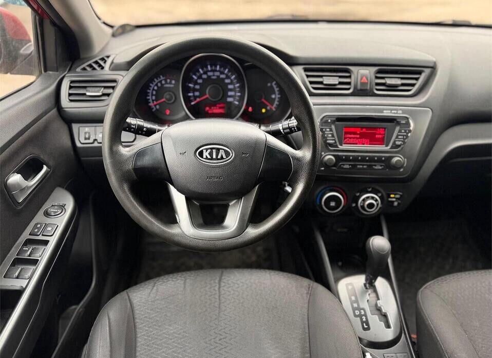 Kia Rio, III 4-speed 1.6 AT (123 л.с.)