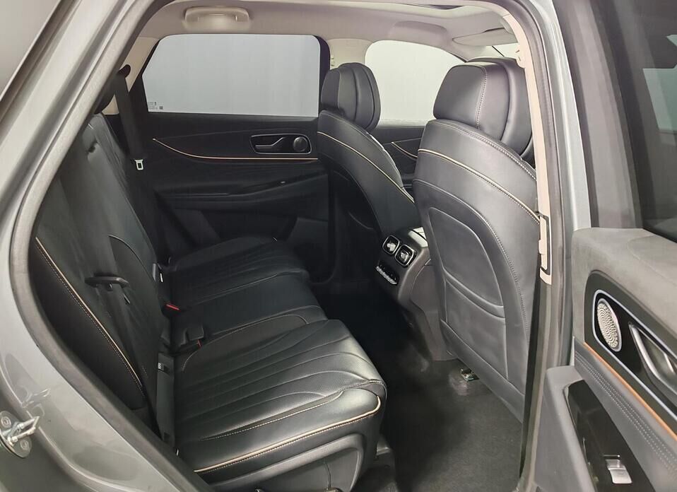 Jaecoo J8 2.0 AMT (249 л.с.) 4WD