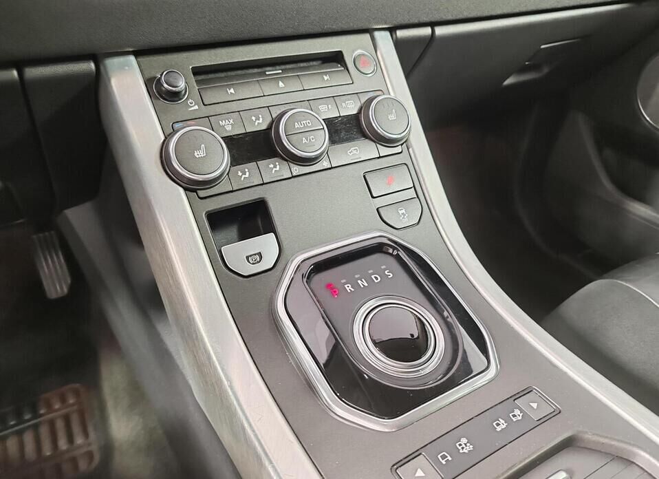 Land Rover Range Rover Evoque 9-speed 2.2d AT (150 л.с.) 4WD