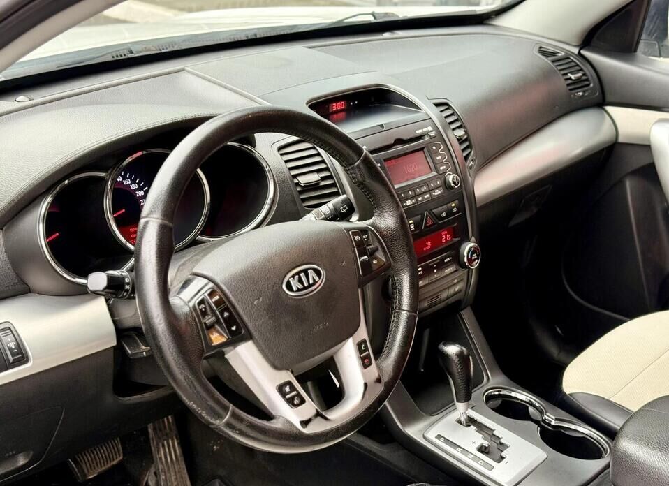 Kia Sorento, II 2.4 AT (175 л.с.) 4WD