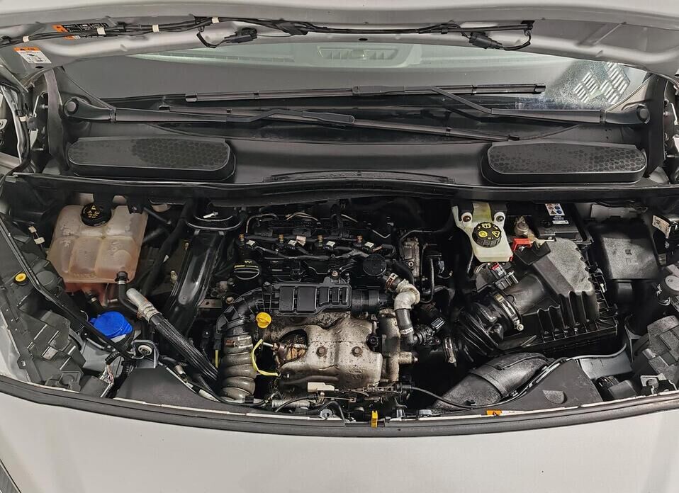 Ford Tourneo Connect, II Рестайлинг 1.5d MT (120 л.с.)