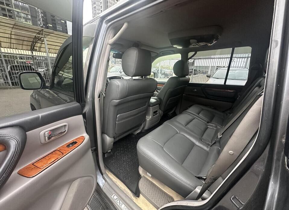 Lexus LX, II Рестайлинг 470 4.7 AT (234 л.с.) 4WD