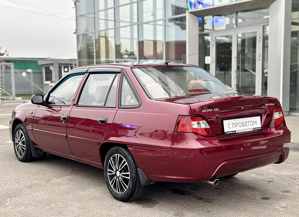 Daewoo Nexia, I Рестайлинг 1.5 MT (80 л.с.)