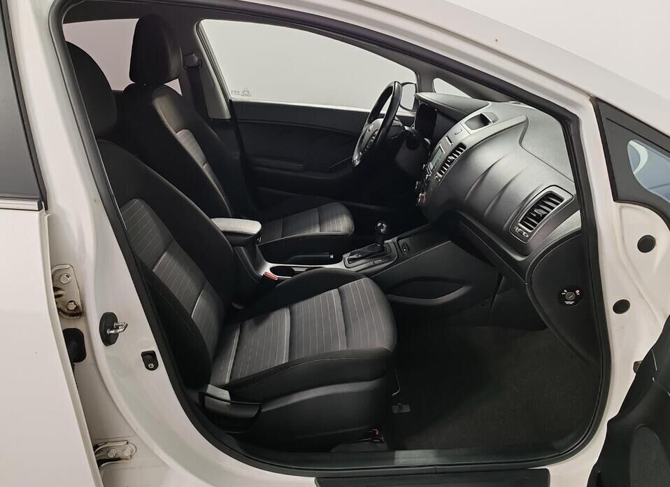 Kia Cerato, III 2.0 AT (150 л.с.)