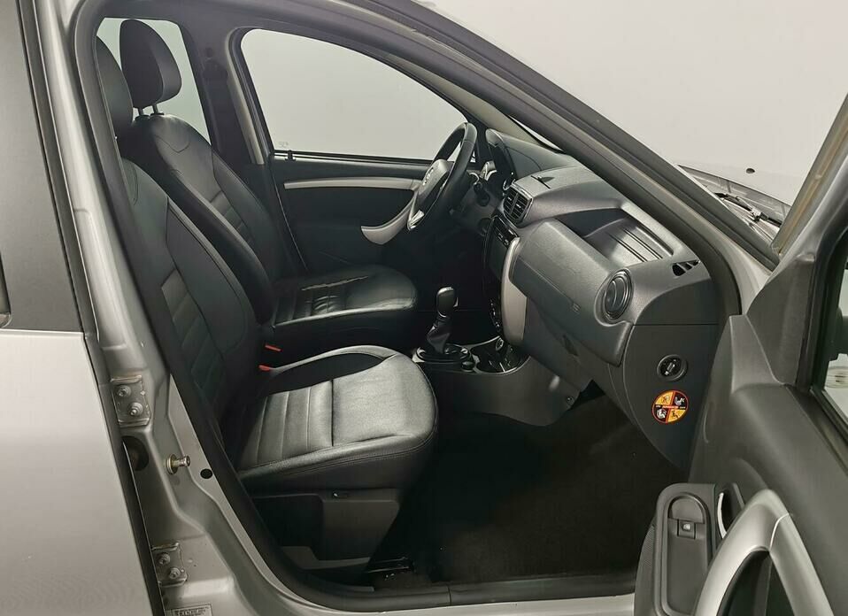 Nissan Terrano 2.0 AT (143 л.с.) 4WD