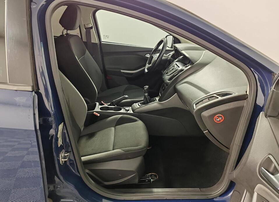 Ford Focus, III 1.6 MT (105 л.с.)