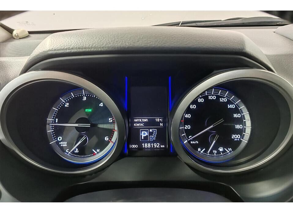Toyota Land Cruiser Prado, 150 Series Рестайлинг 1 3.0d AT (173 л.с.) 4WD