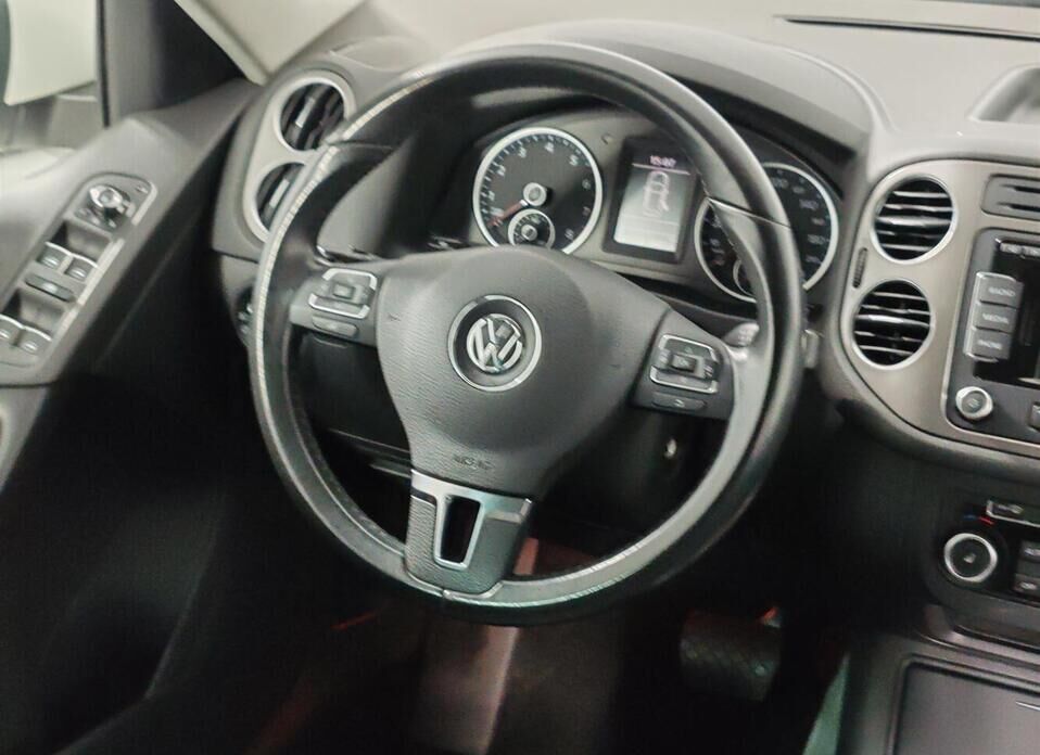 Volkswagen Tiguan, I 2.0 AT (170 л.с.) 4WD