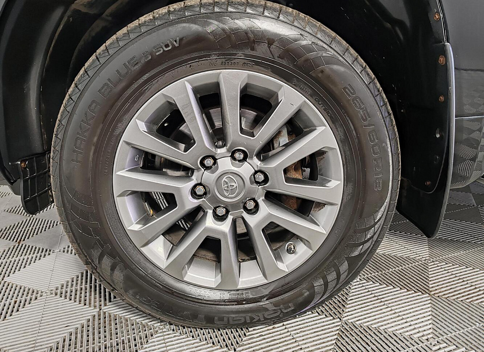 Toyota Land Cruiser Prado, 150 Series Рестайлинг 2 2.8d AT (177 л.с.) 4WD