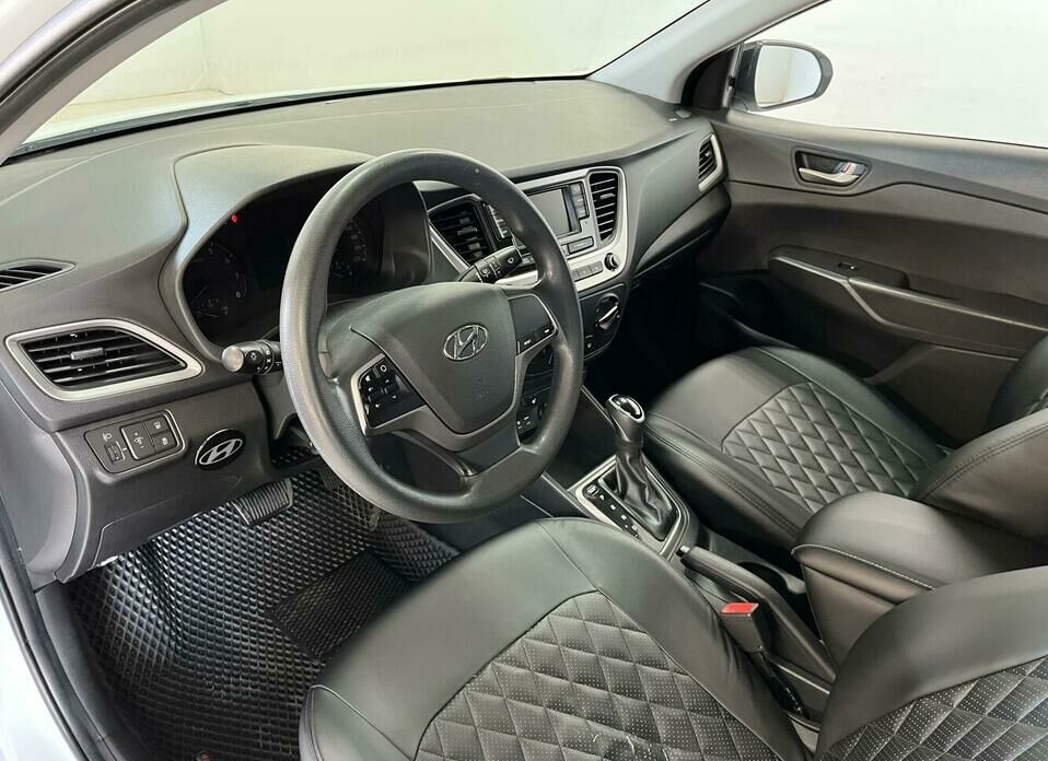 Hyundai Solaris 1.6 AT (123 л.с.)