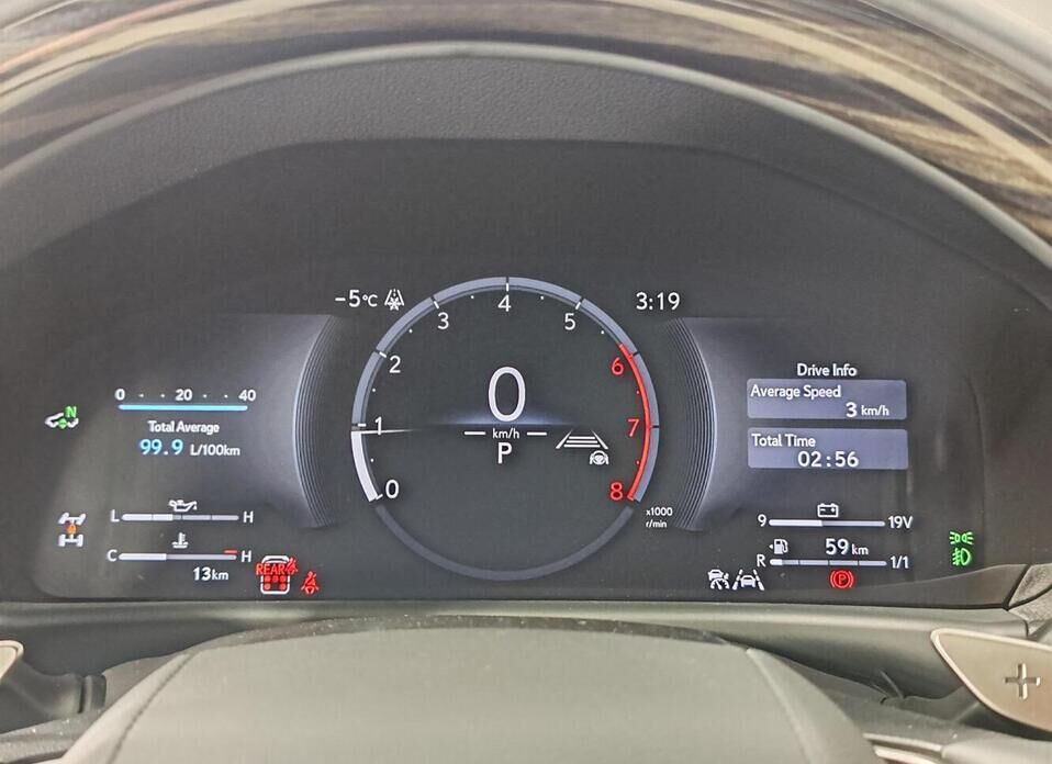 Lexus LX, IV 600 3.5 AT (415 л.с.) 4WD