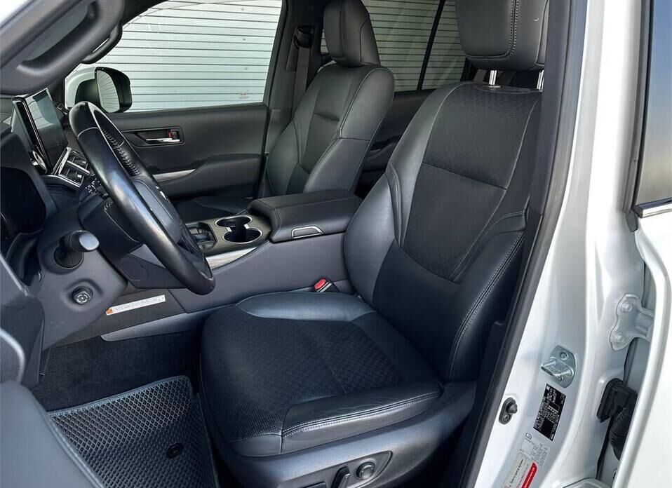 Toyota Land Cruiser 3.4d AT (299 л.с.) 4WD