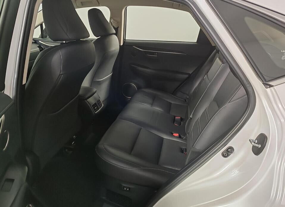 Lexus NX, I 300h 2.5hyb CVT (155 л.с.) 4WD