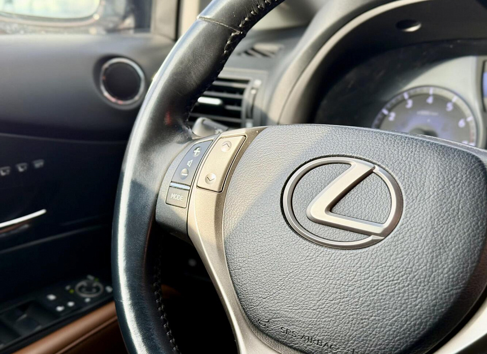 Lexus RX, III Рестайлинг 270 2.7 AT (188 л.с.)