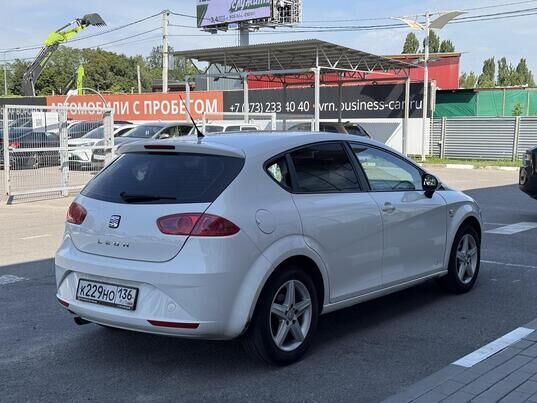 SEAT Leon, 2012 г., 215 643 км