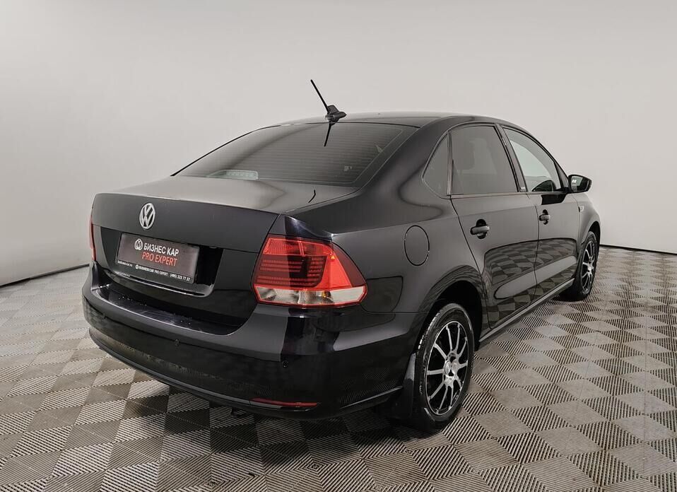 Volkswagen Polo, V Рестайлинг 1.6 AT (110 л.с.)