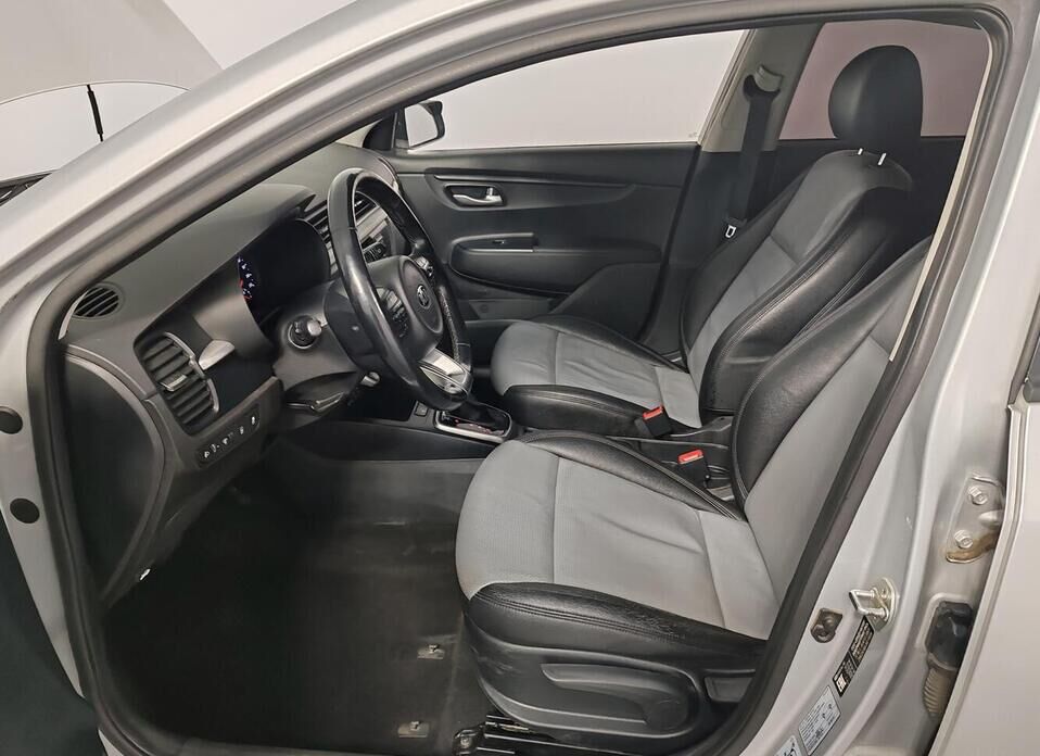 Kia Rio, IV 1.6 AT (123 л.с.)