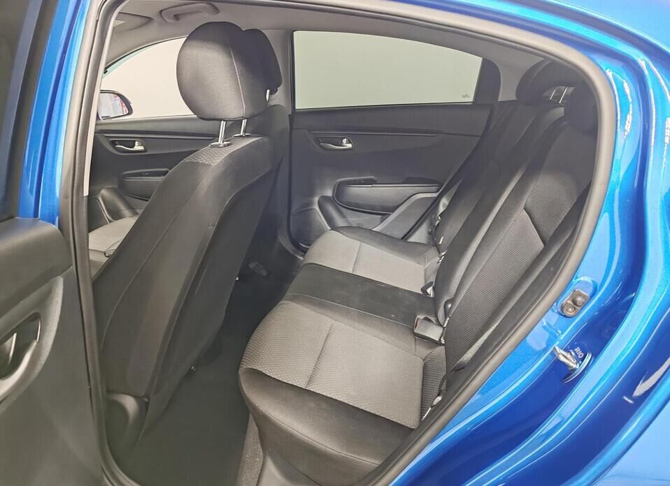 Kia Rio, IV Рестайлинг 1.6 AT (123 л.с.)