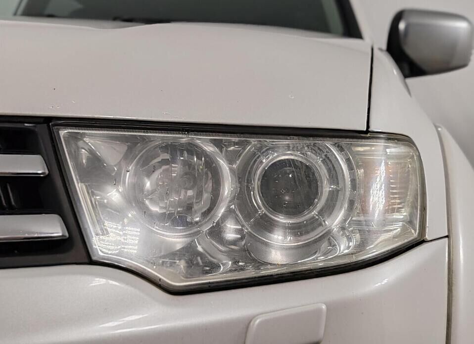 Mitsubishi Pajero Sport, II Рестайлинг 2.5d AT (178 л.с.) 4WD
