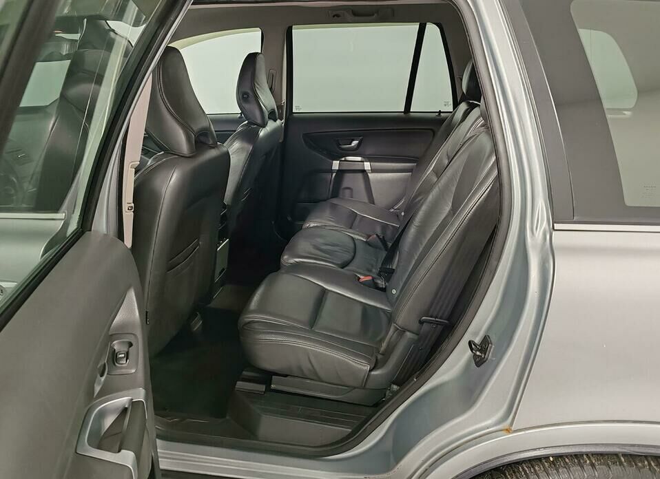 Volvo XC90 2.4d AT (185 л.с.) 4WD