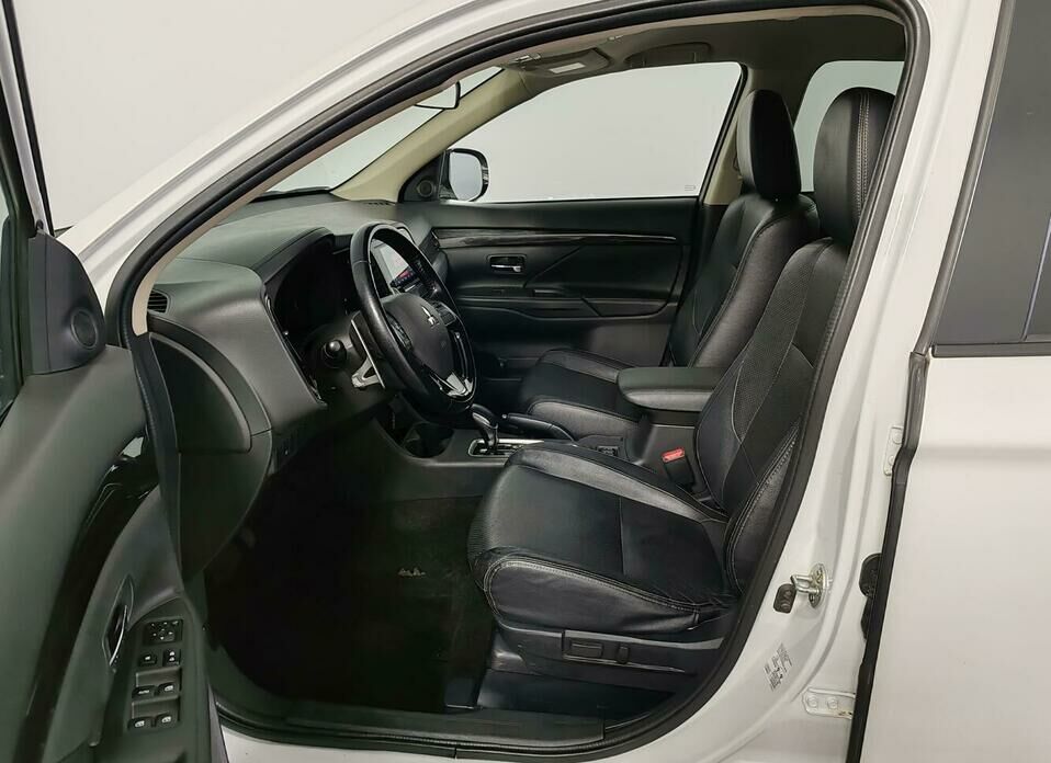 Mitsubishi Outlander 2.4 CVT (167 л.с.) 4WD