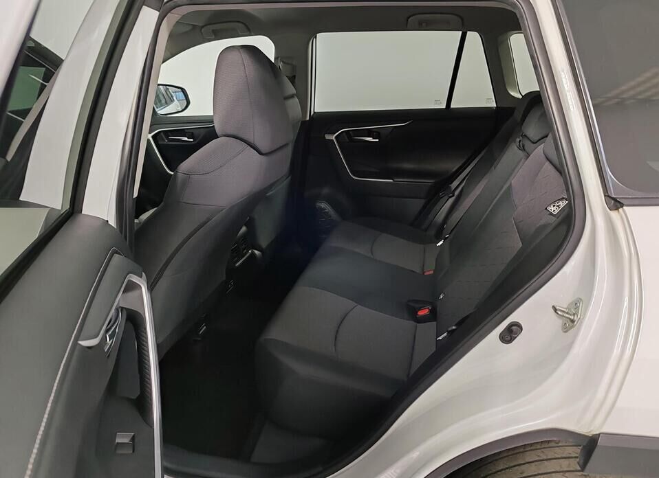 Toyota RAV4 2.0 CVT (149 л.с.) 4WD