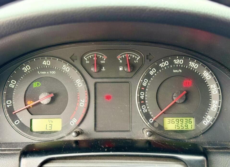 Skoda Superb, I 1.8 MT (150 л.с.)