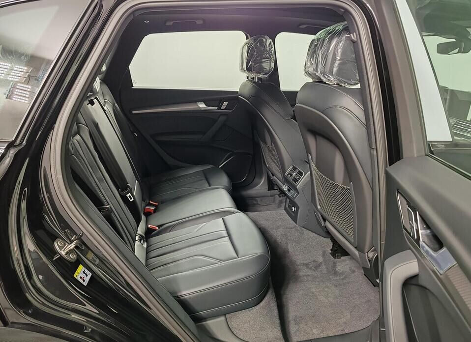 Audi Q5 L 2.0 AMT (190 л.с.) 4WD