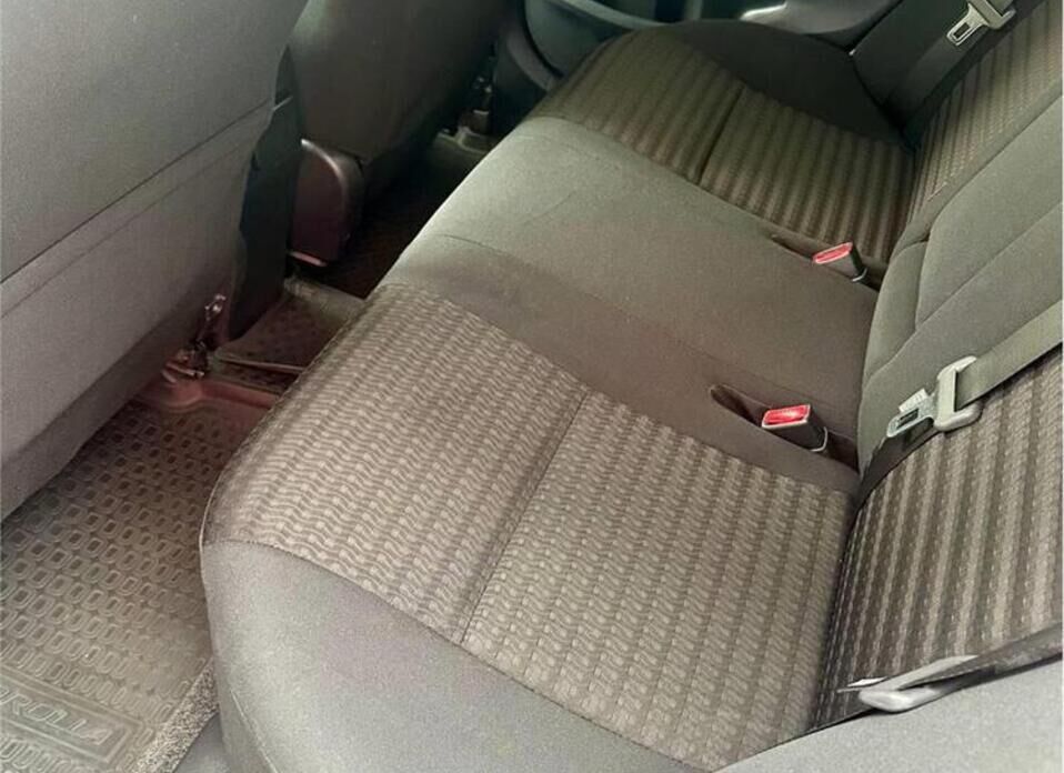 Toyota Corolla, X (E140, E150) Рестайлинг 1.6 MT (124 л.с.)