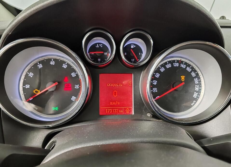 Opel Astra, J Рестайлинг GTC 1.6 MT (180 л.с.)