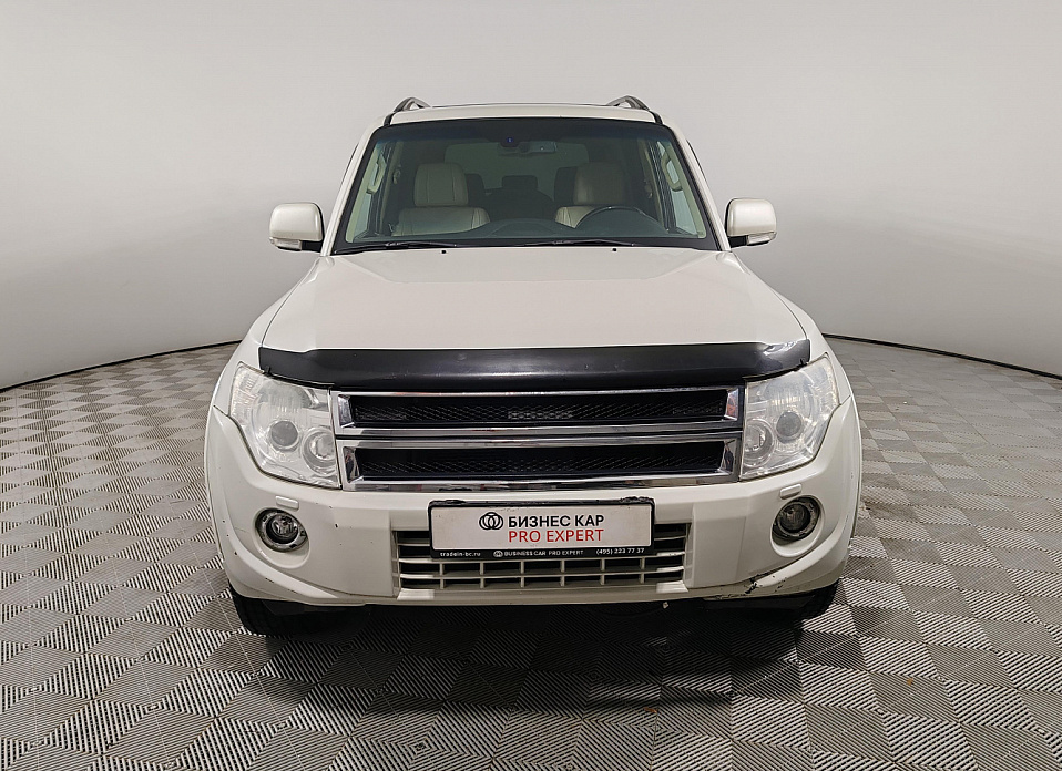 Mitsubishi Pajero, IV Рестайлинг 1 3.2d AT (200 л.с.) 4WD