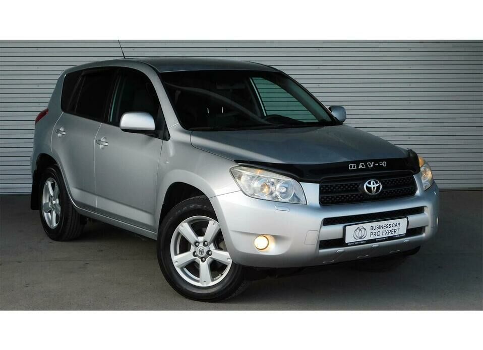 Toyota RAV4 2.0 AT (152 л.с.) 4WD