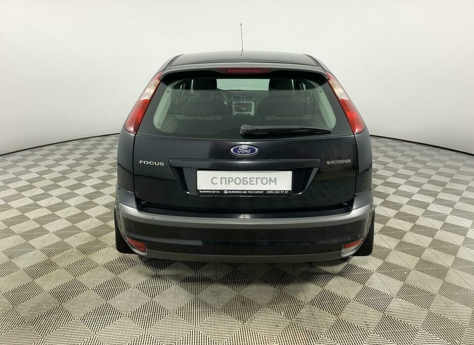 Ford Focus 1.8 MT (125 л.с.)