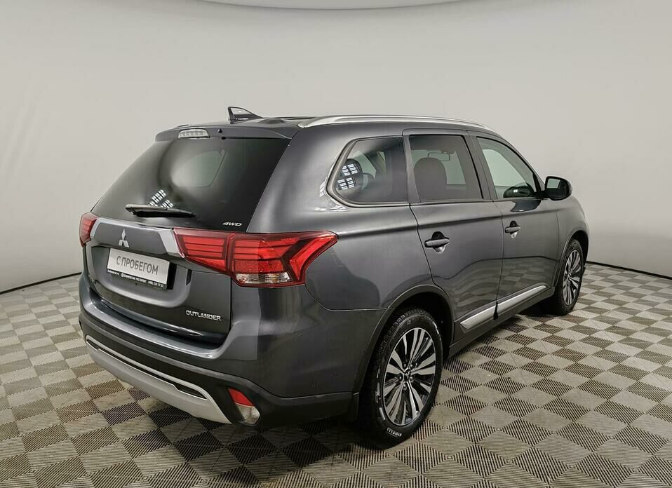 Mitsubishi Outlander 2.0 CVT (146 л.с.) 4WD