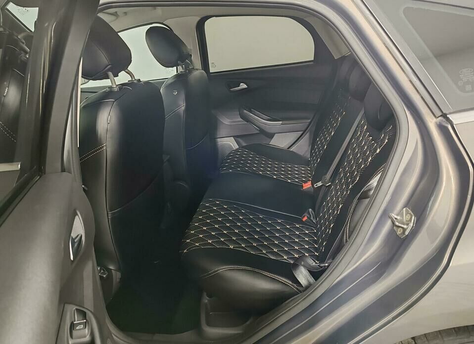 Ford Focus 1.6 MT (125 л.с.)