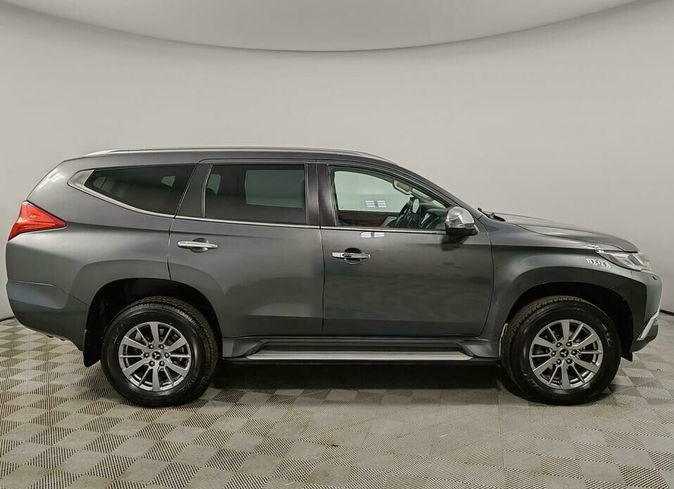 Mitsubishi Pajero Sport 2.4d AT (181 л.с.) 4WD