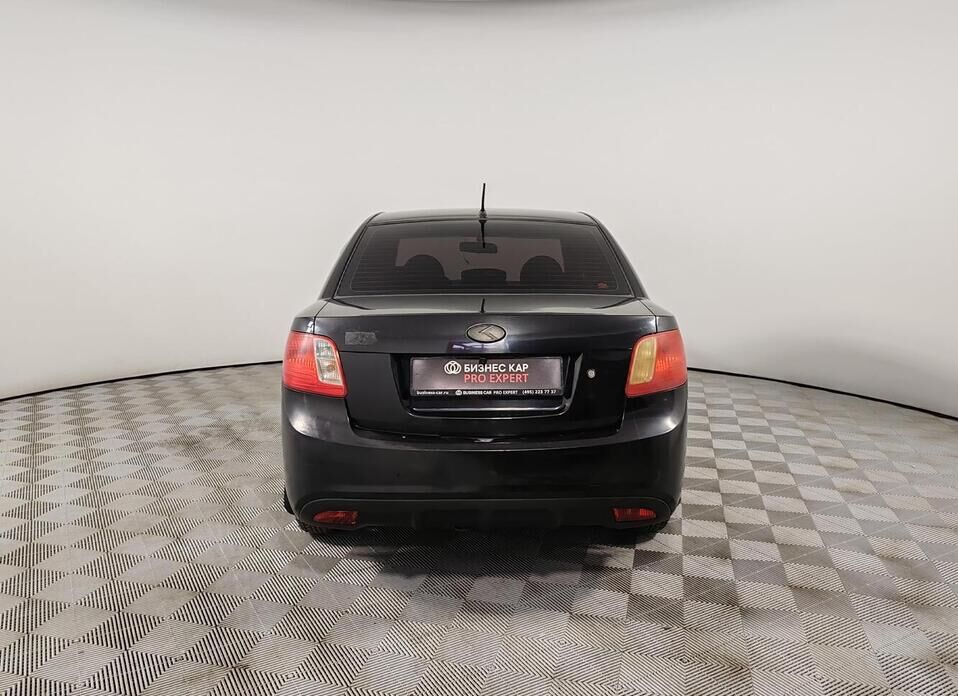 Kia Rio, II Рестайлинг 1.4 MT (97 л.с.)