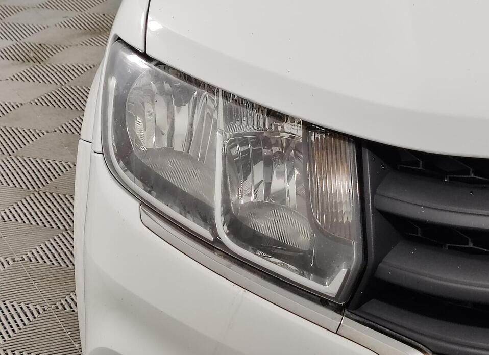 LADA (ВАЗ) Largus, I Рестайлинг 1.6 MT (106 л.с.)