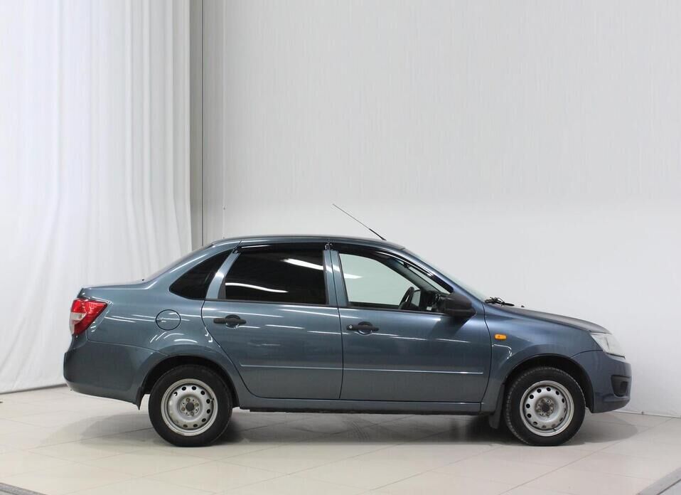 LADA (ВАЗ) Granta, I 1.6 MT (87 л.с.)