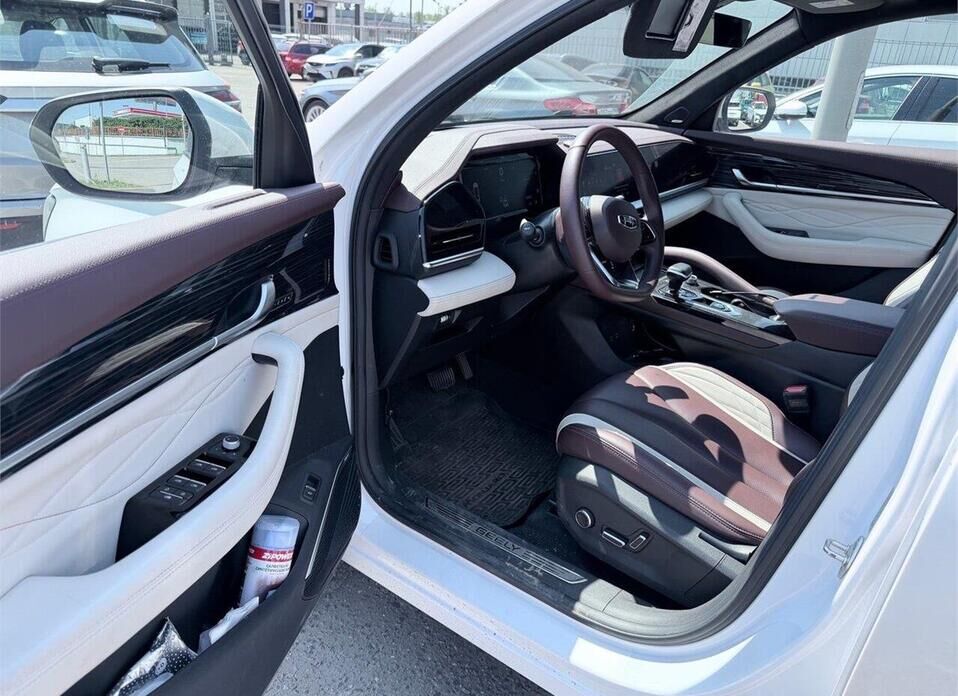 Geely Monjaro, I 2.0 AT (238 л.с.) 4WD