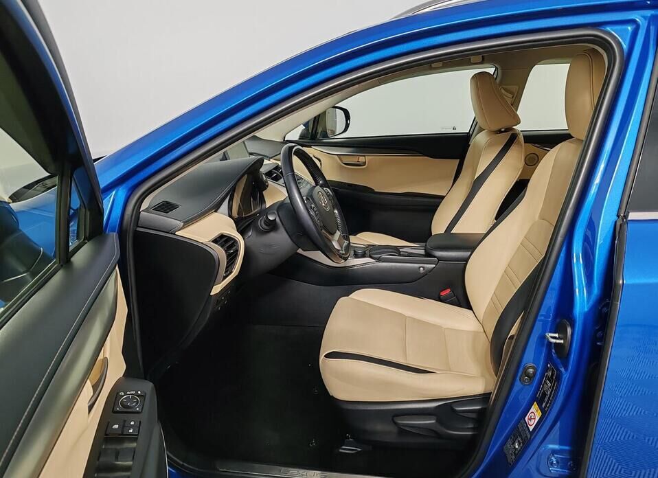 Lexus NX, I 200 2.0 CVT (150 л.с.) 4WD