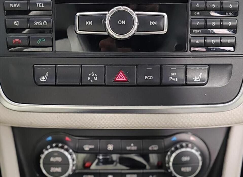 Mercedes-Benz A-Класс, III (W176) 180 1.6 AMT (122 л.с.)