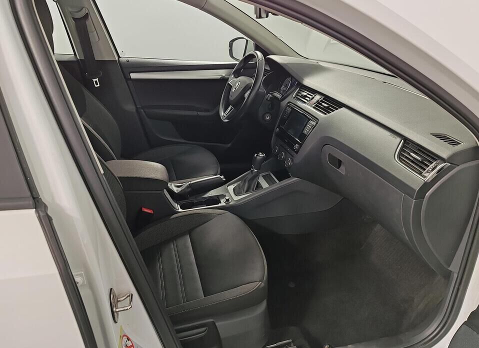 Skoda Octavia, III (A7) Рестайлинг 1.4 AMT (150 л.с.)